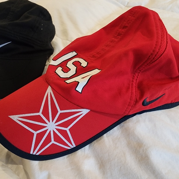 2 for $20 Nike Running Hats - Picture 3 of 4